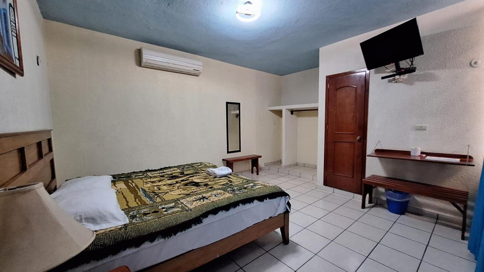 Hotel Carmelitas 42 Villahermosa Zewnętrze zdjęcie